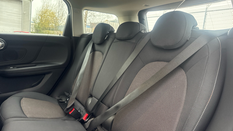 MINI Countryman 1.5 Cooper Classic 5dr Auto Petrol Hatchback